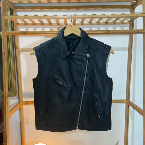 Leather Jackets . Size-M - Picture 4 of 7